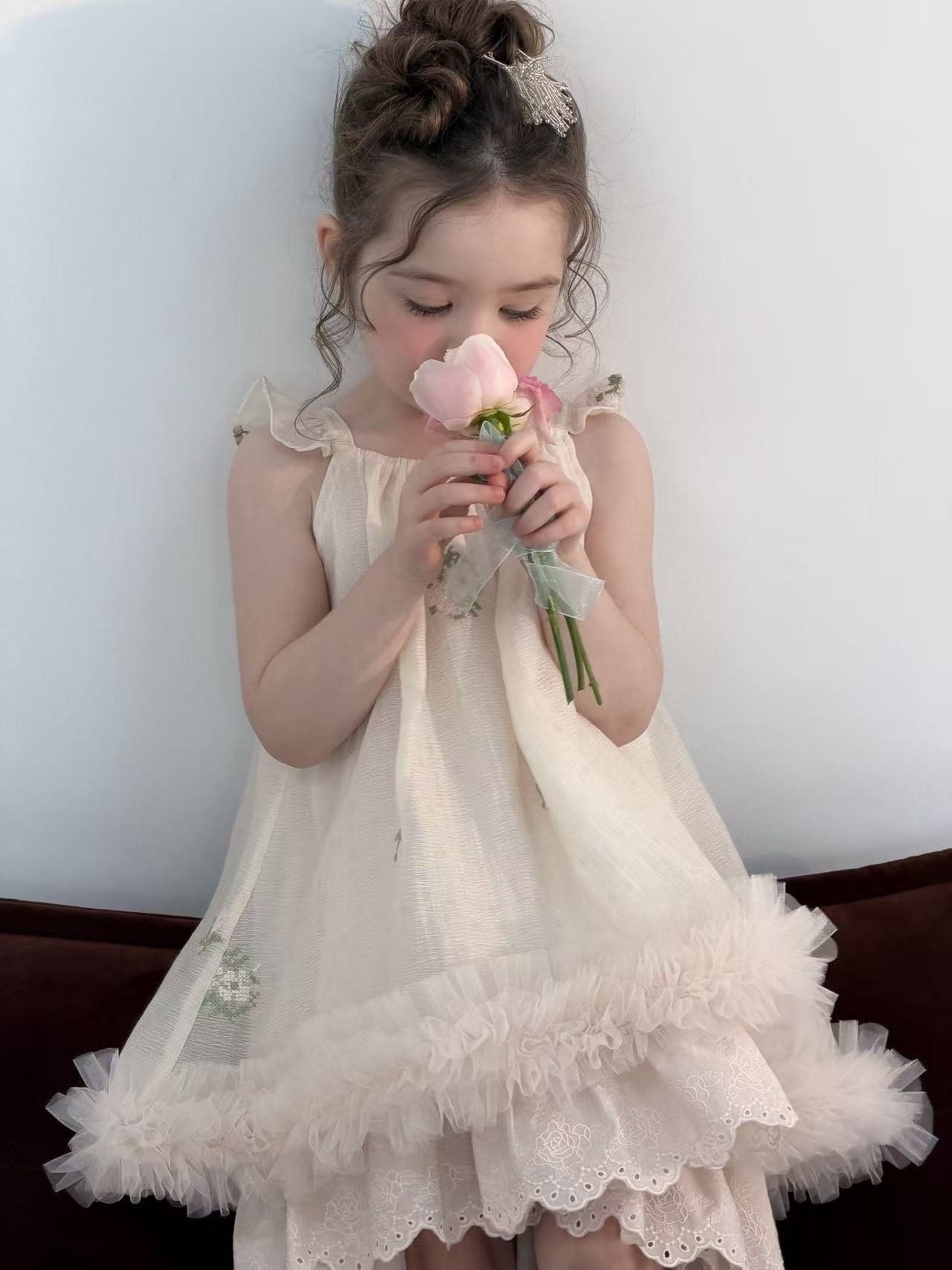 [aiai] Empty Tee Cream Frill Dress / [아이아이] 빈티지크림프릴드레스