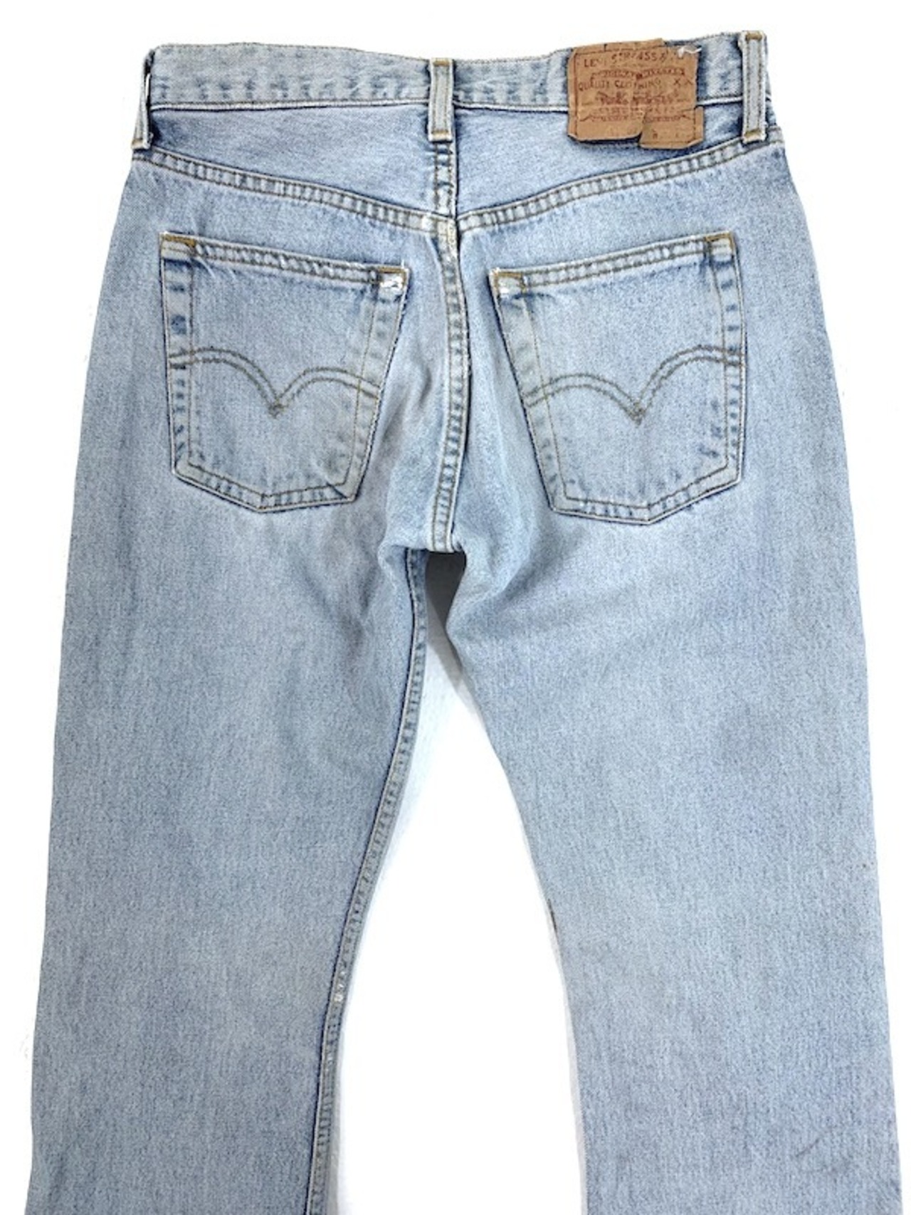 M-249  リーバイス Levis501レギュラー古着 1998年 米国製刻印546  W 74cm(ぐるり） 股下 83cm