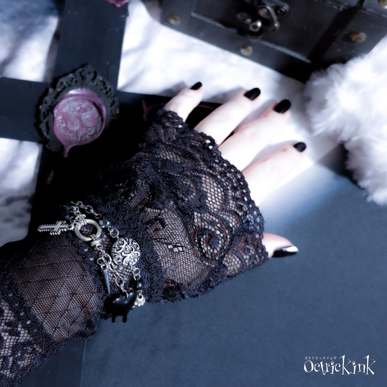 【一点もの】溶けた黒い ブレスレット