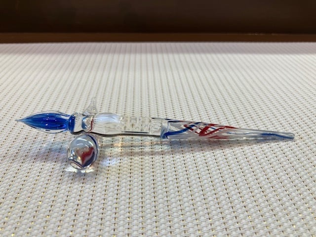 贅沢な一品 トリコロールカラー【ガラスペン(中空でペン先ブルー)】(瓢箪ペンレスト付)カリグラフィー ズバッと価格 硬質ガラスペン メーカー直販日本製 ギフト