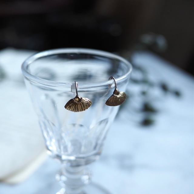 aei／ ピアス  小さなプリマ／brass  silver