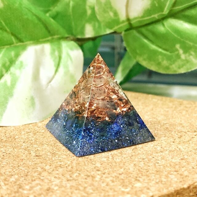 【黄金比】ドラゴンのオルゴナイト　【ピラミッド】 黄金比】ドラゴンのオルゴナイト 【ピラミッド】