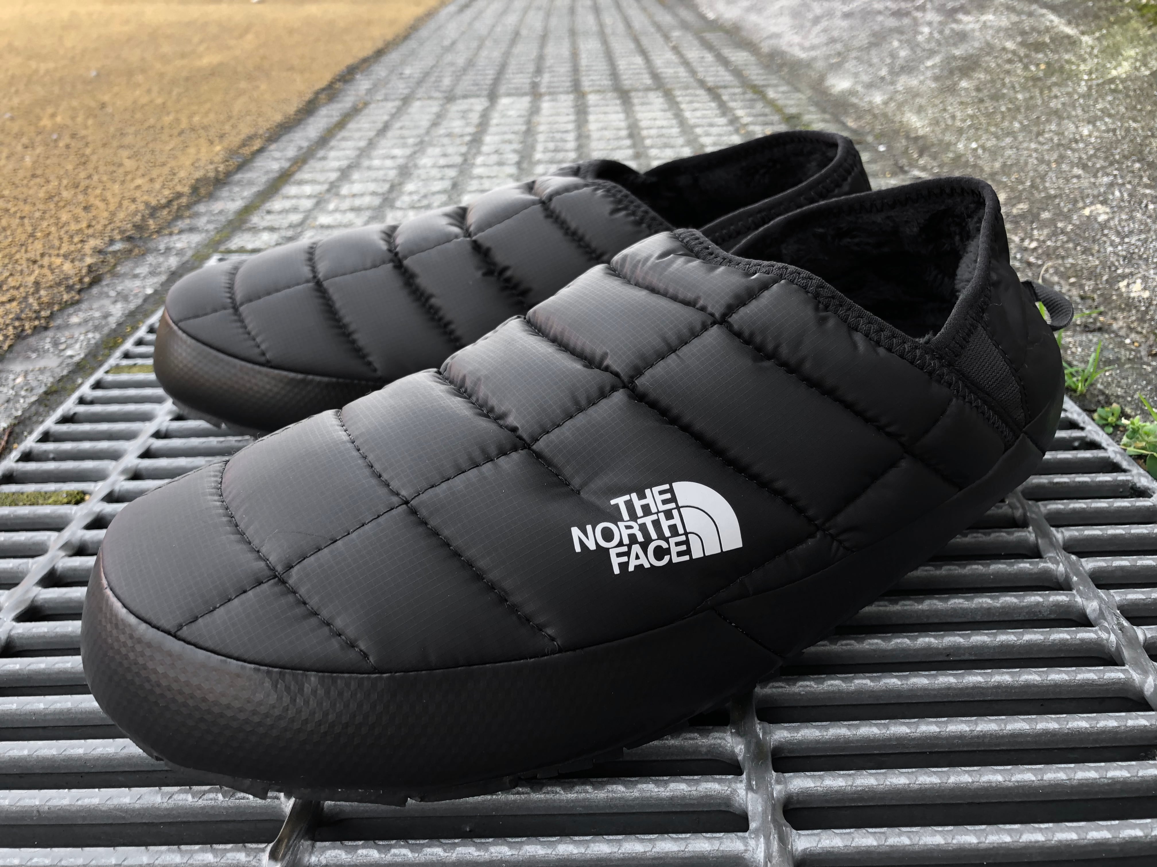 THE NORTH FACE THERMOBALL TRACTION MULE V (TNF BLACK/TNF WHITE) | "JACK OF  ALL TRADES" 万屋 MARU
