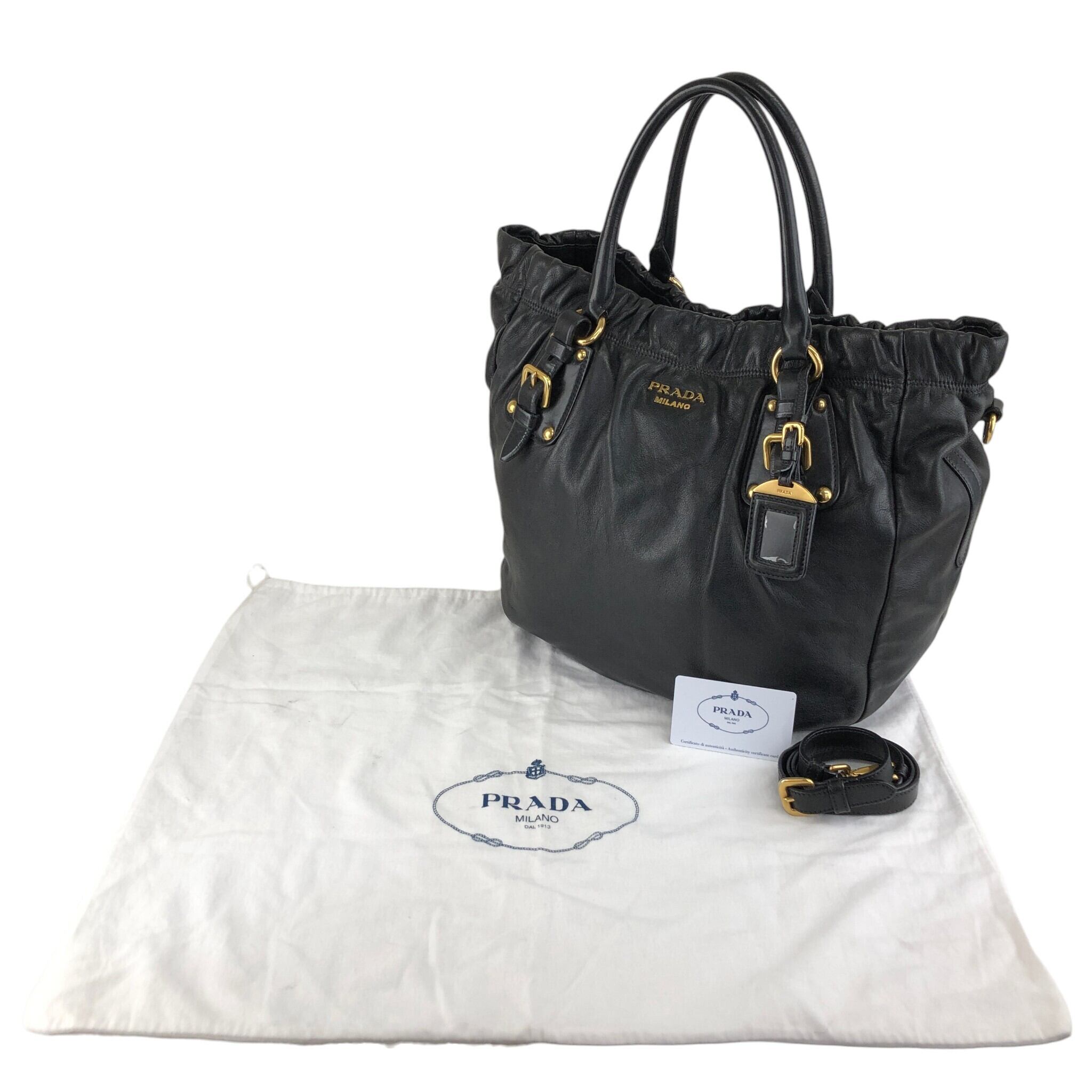 PRADA プラダ レタリングロゴ ハンドバッグ トートバッグ レザー 黒 日本直送 名牌中古包 】PRADA プラダ ハンドバッグ ブラック ロゴ
