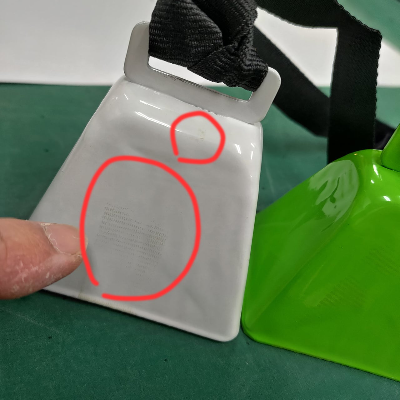 ボッセ社カウベル（廃盤品） 3.5インチ】応援用カウベル 【汚れがある為半額】 | signs55