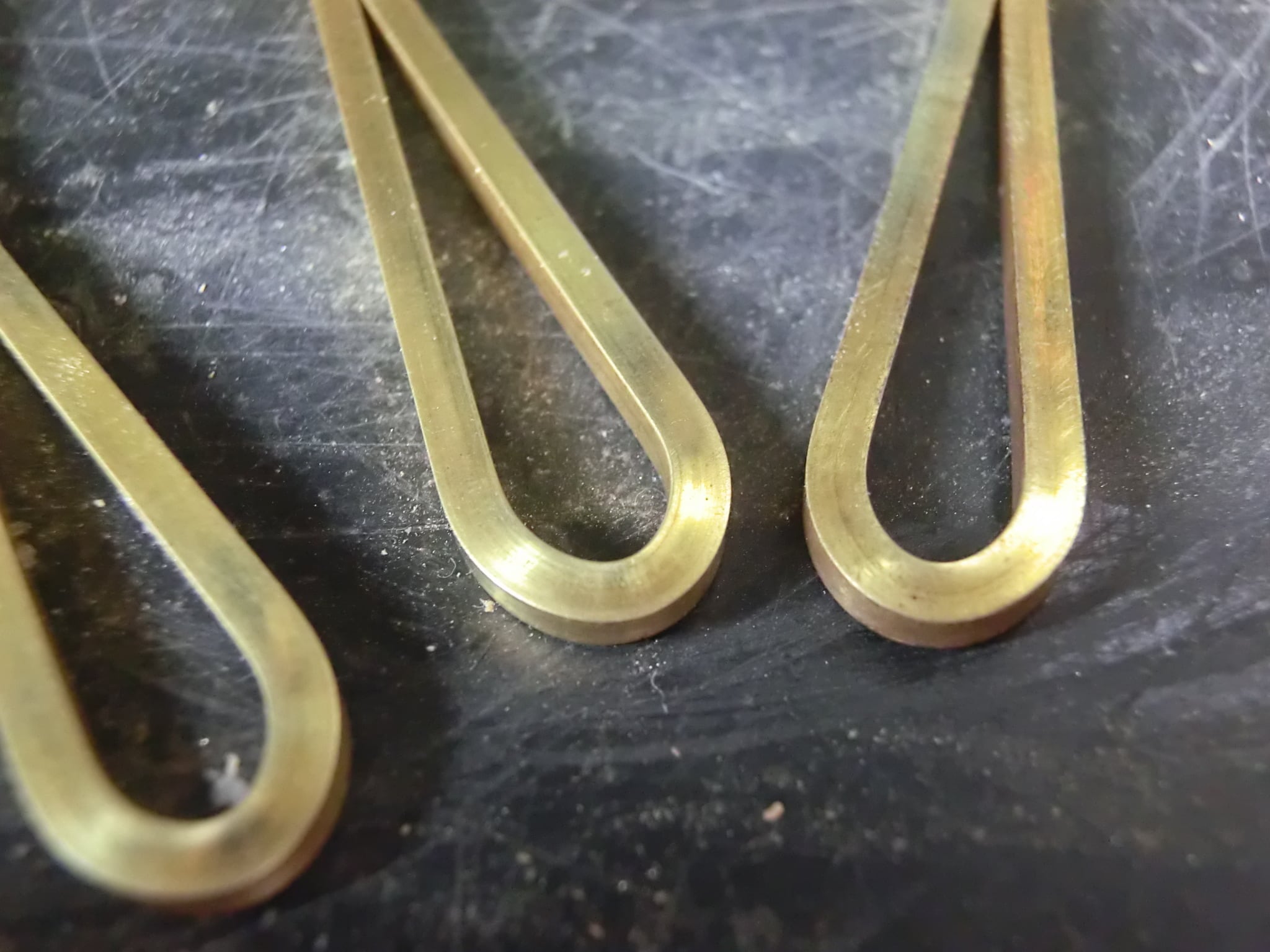 18Kネクタイピン？ K18 タイピン タイバー ネクタイピン 18金 K18ゴールド ゴールド