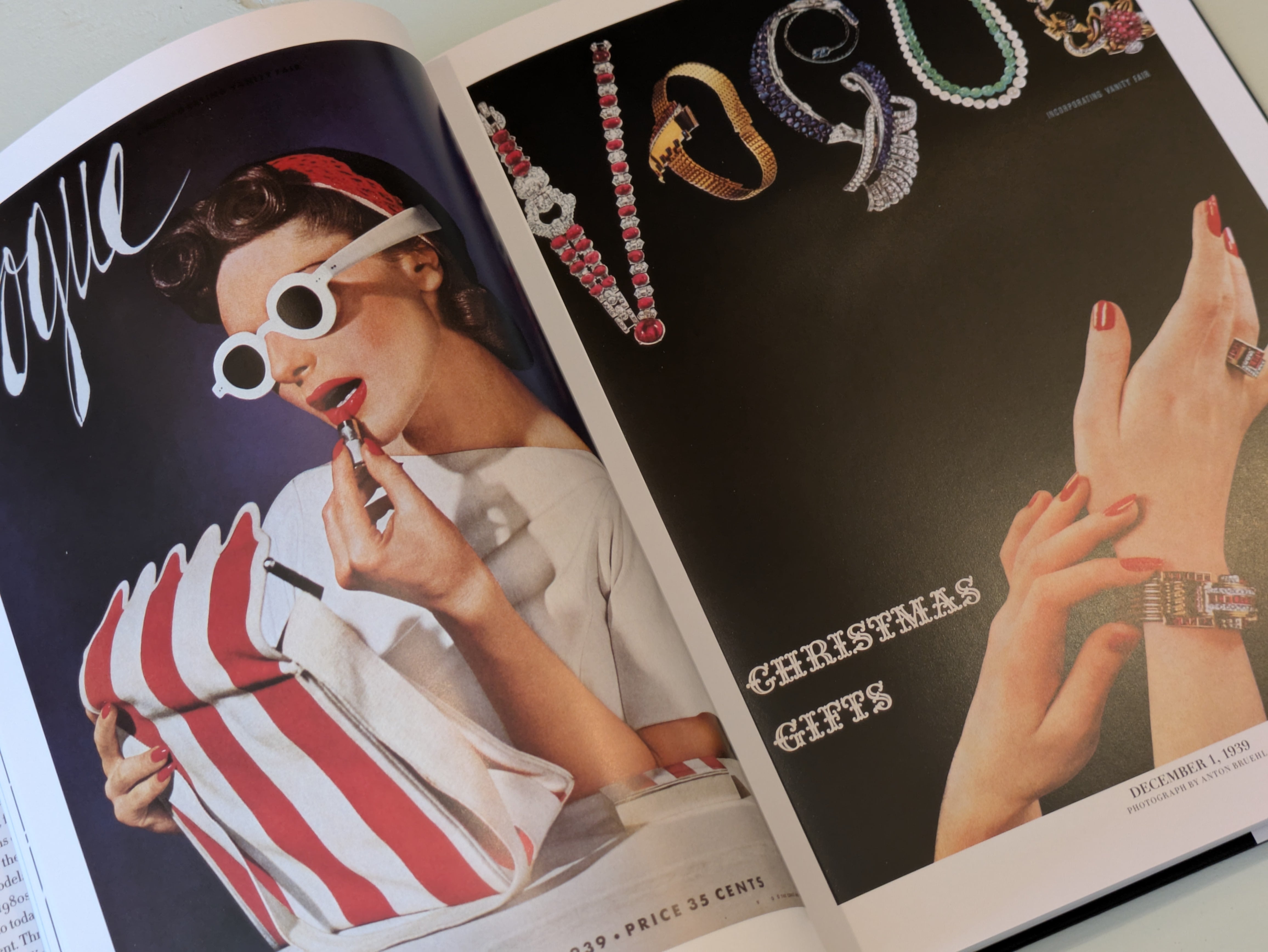 Vogue : The Covers (updated edition) / ヴォーグ カバー 表紙