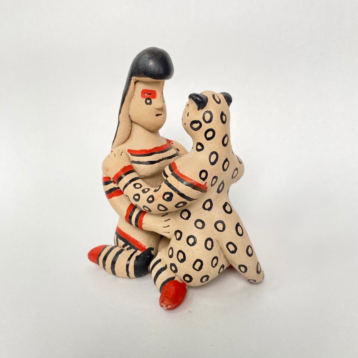 ブラジル カラジャ族 陶器 BONECA 人とジャガー(9) | Coloridas