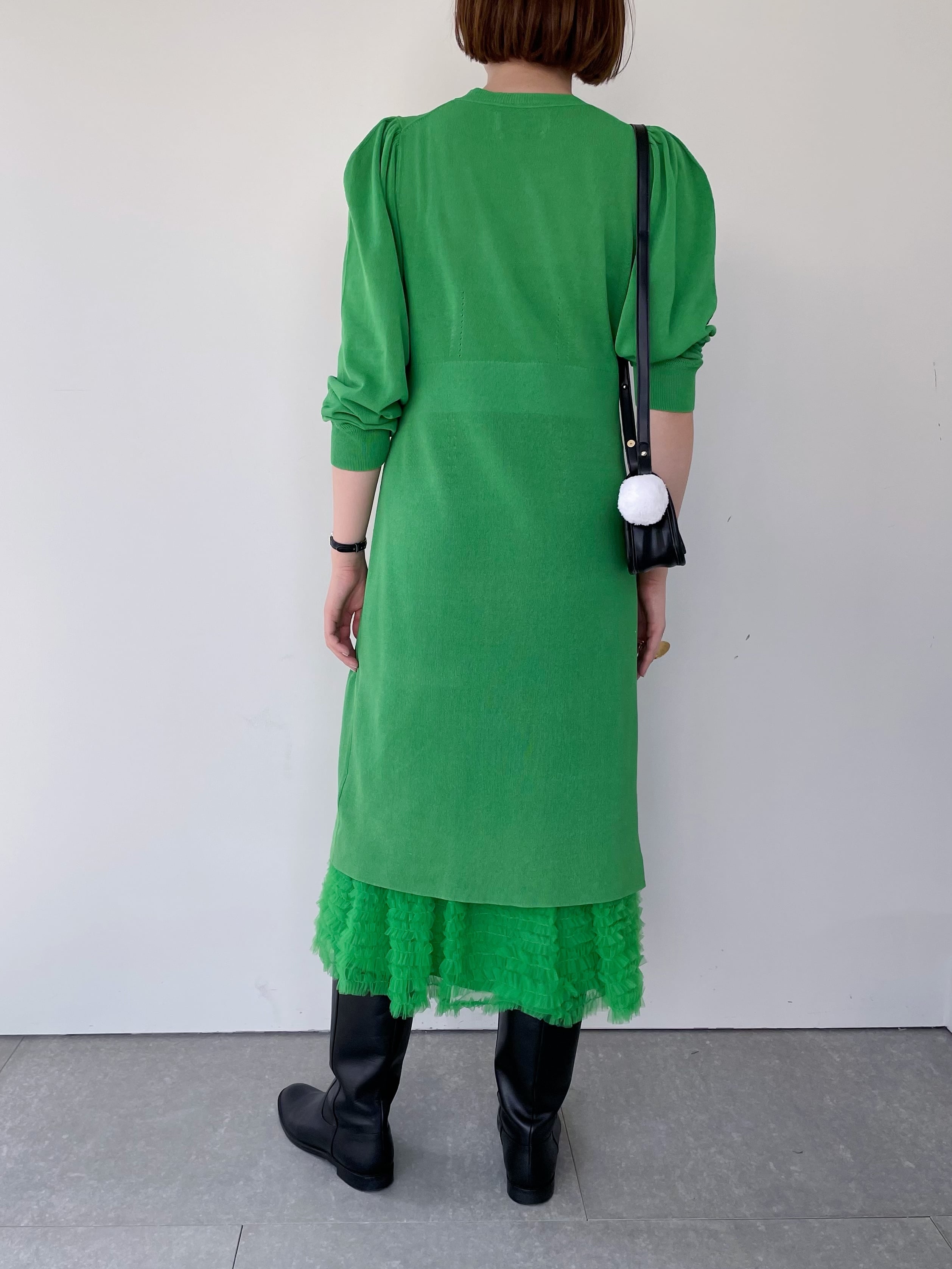 MUVEIL(ミュベール) ビーズ刺繍ニットワンピース 906a206e08f88c2b1cc1e41c1cc976