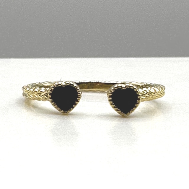 K10　ONYX HEART OPEN RING