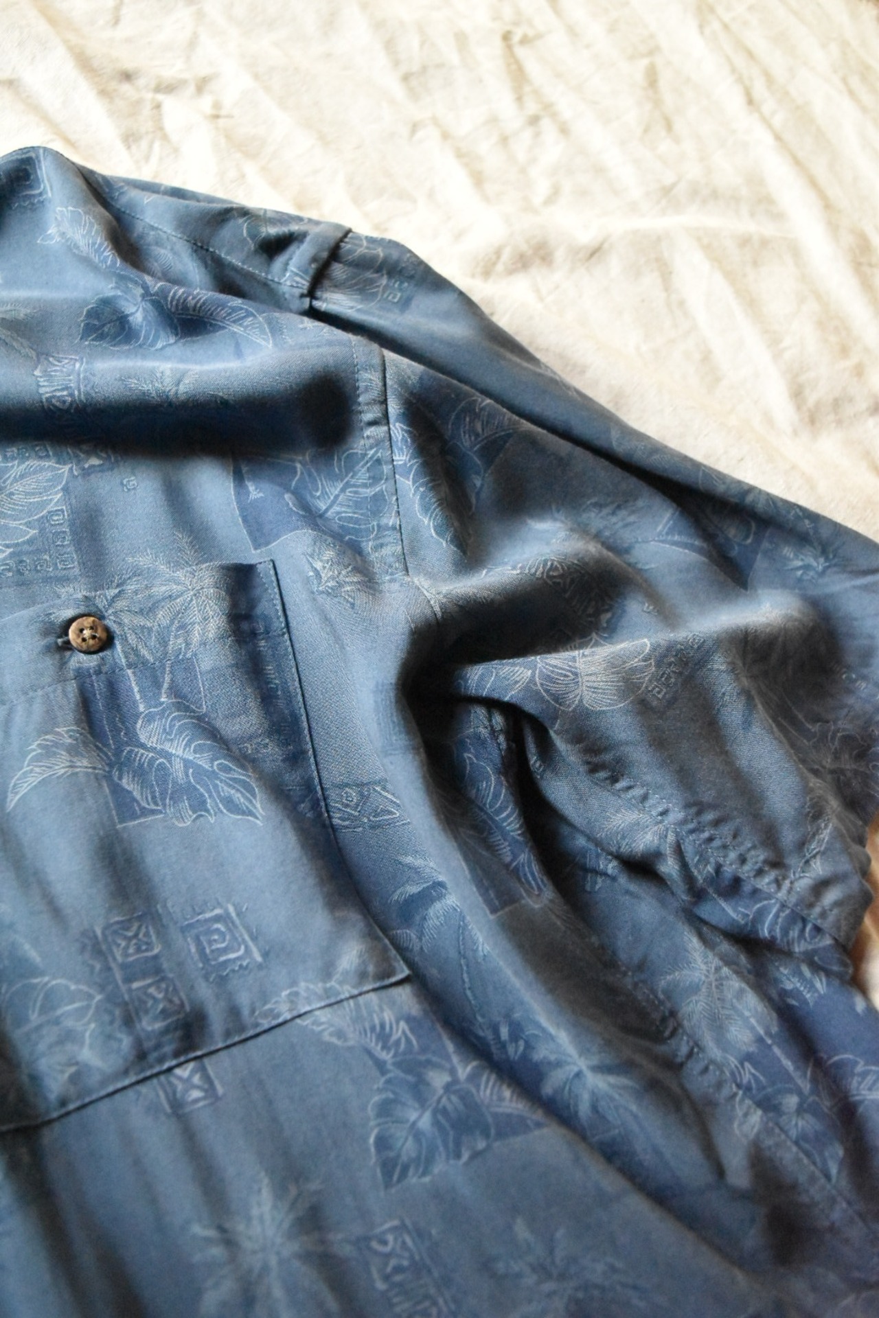 “PIERRE CARDIN” Tropical Flower Pattern Shirt