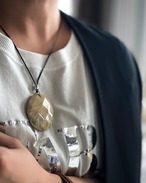 Sable（サーブル）ー 胸元を整えるドイツヴィンテージ オーバルネックレス