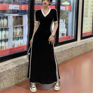 【送料無料】 ワンピース ロングワンピ ロング マキシ 袖あり 半袖 Vネック Aライン フレア 薄手生地 可愛い 大人可愛い きれいめ シンプル カジュアル コンサバ 華やか 大人 おしゃれ お洒落 こなれ感 ラフ ヘルシー 無地 ストライプ柄 しましま 夏 20代 30代 40代 レディース 女性 マタニティ ママ服 デート お出かけ 女子会 お呼ばれ 休日 お茶会 授業参観 着回し オルチャン 韓国系 ファッション 体型カバー 定番 プチプラ 着痩せ インスタ映え