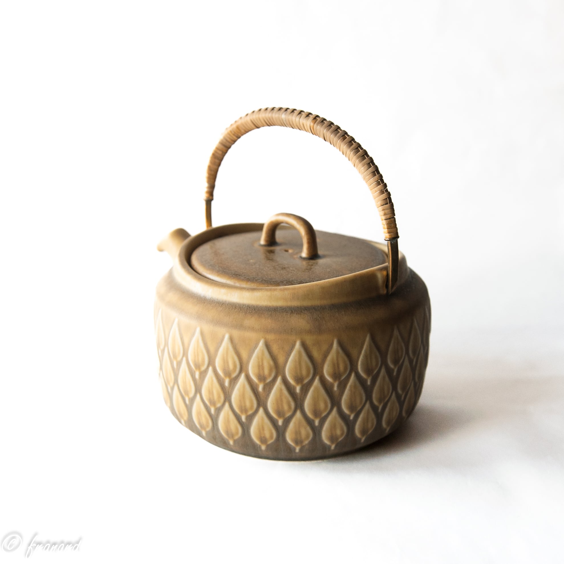 relief(レリーフ) ティーポット Jens.H.Quistgaard(イェンス.H