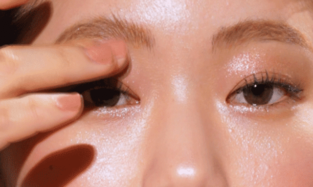 【即日発送】CLIO　プロアイパレットミニ　　訳あり