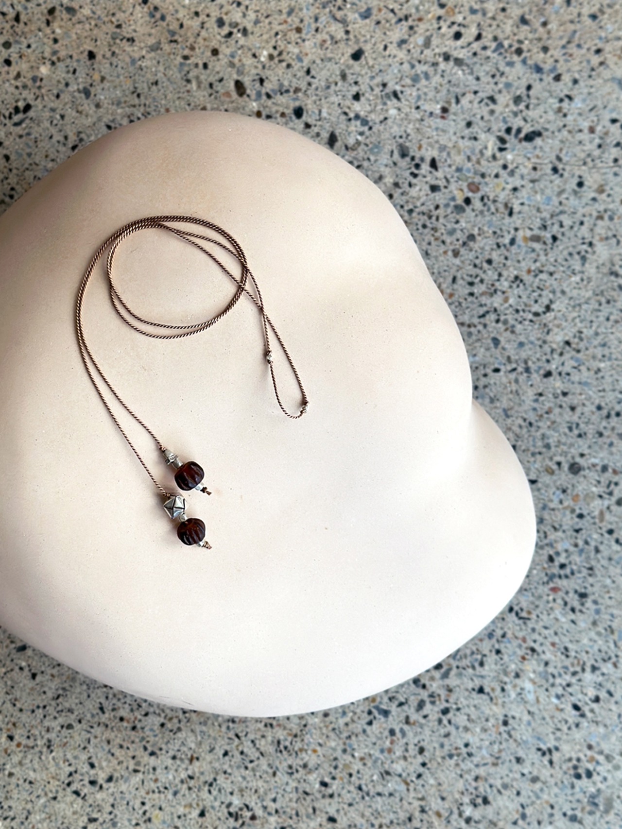 tay original／Silk code beads necklaces（brown）