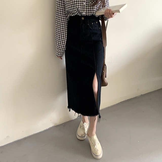 レディース スカート デニムスカート サイドスリットスカート ロングスカート ロング丈 ミモレ丈スカート ミモレ丈 スリット 切りっぱなし こなれ感 ハイウエスト Aライン 楽ちん 大人フェミニン フェミニン 大人ガーリー 大人カジュアル カジュアル シンプル おしゃれ お洒落 春夏 春 夏 秋冬 冬 ママ ママコーデ 20代 30代 40代 普段使い 韓国 トレンド 可愛い 大人 大人女子 大人可愛い 通勤 通学 旅行 海外旅行 女子会 休日 デイリー オールシーズン 着回し