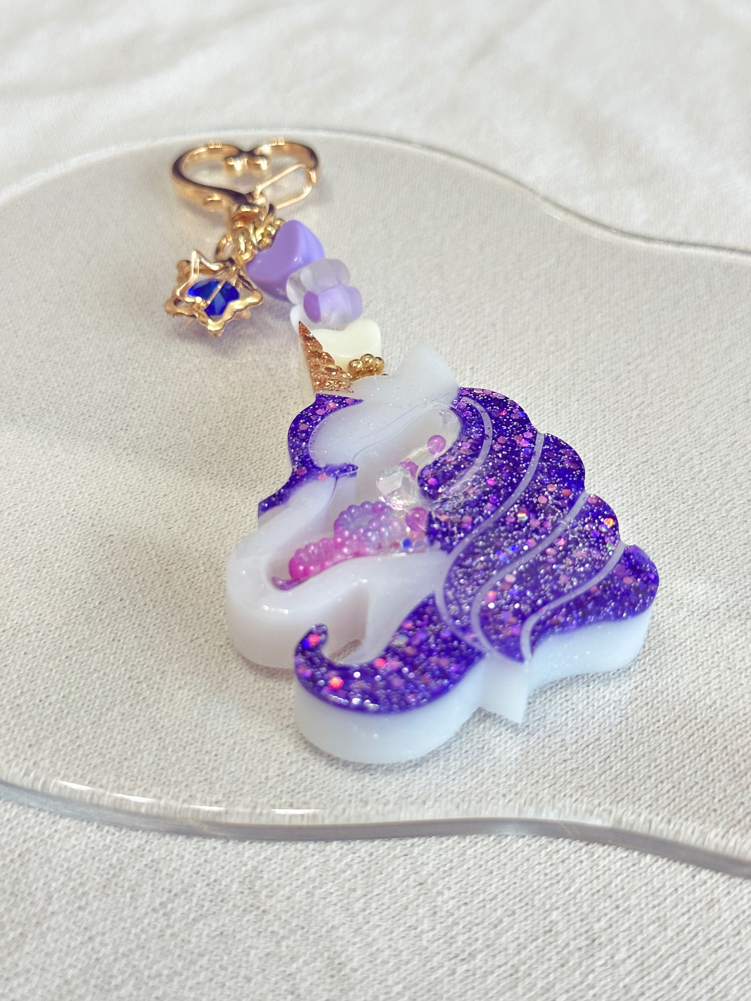 No.013 雫チャーム　ラメ　2ペア No.013 雫チャーム ラメ 2ペア 金箔風ラメ入りしずく型チャームの〈ピアス/