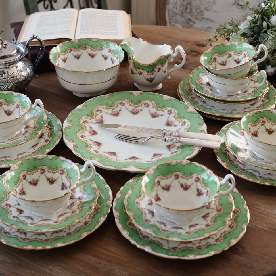 ロイヤルドルトン | antique FEELPORT アンティーク食器の専門店