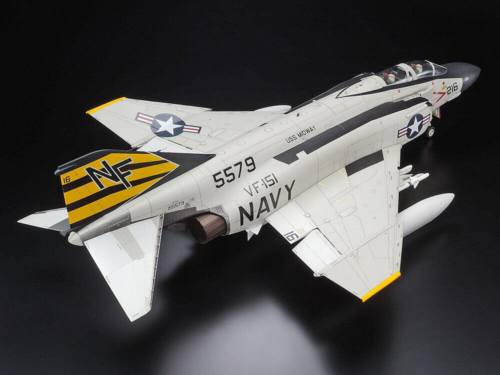 タミヤ1/32マクダネルダグラスF-4Jファントムマリーン