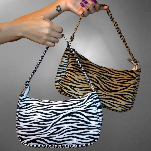 【即納／再入荷】Zebra hand bag《2colors》