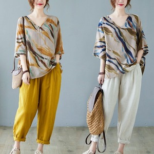 PRINT V-NECK LINEN BLEND HALF SLEEVE TOP M-17493