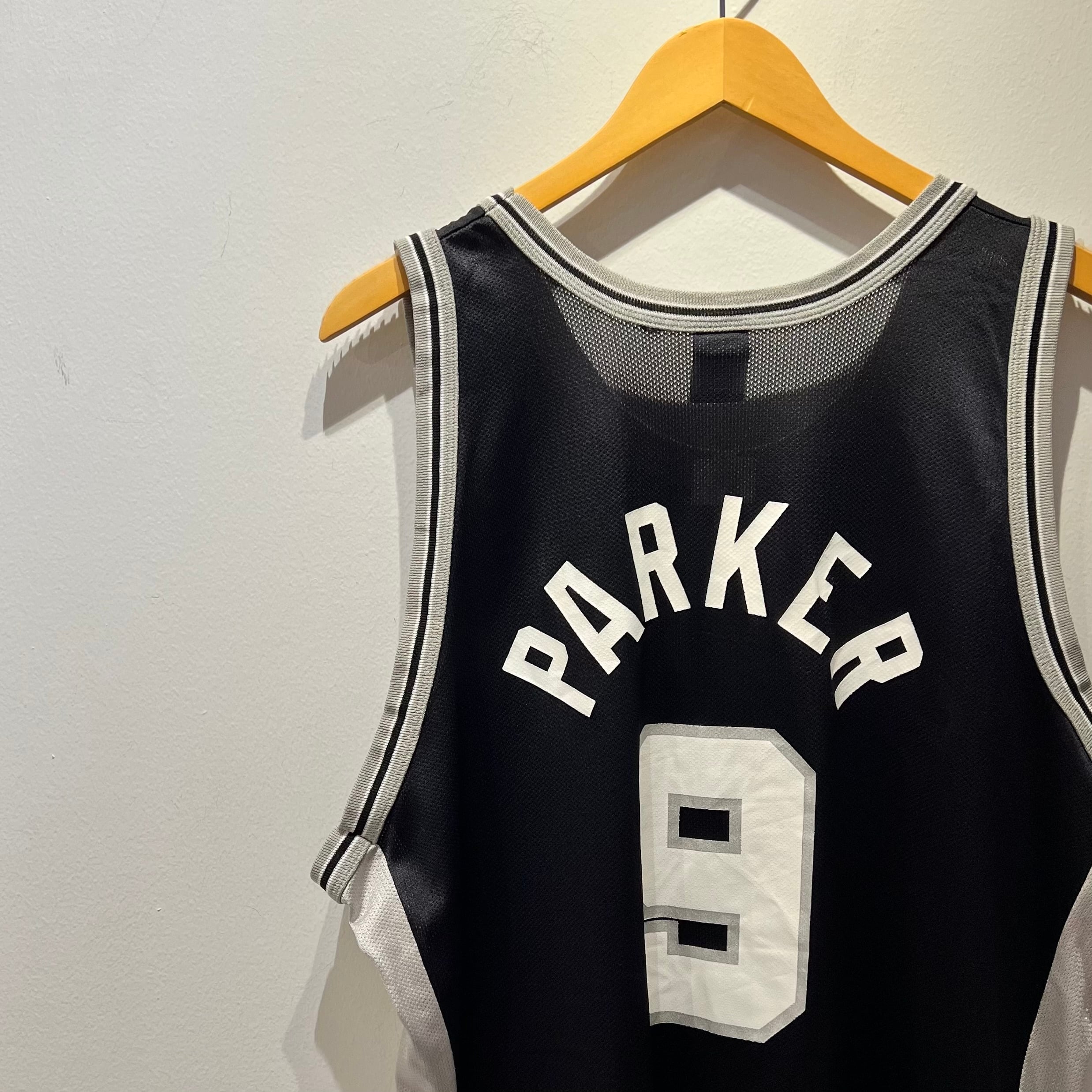 Champion NBA SPURSチャンピオン サンアントニオ スパーズ 9 PARKER