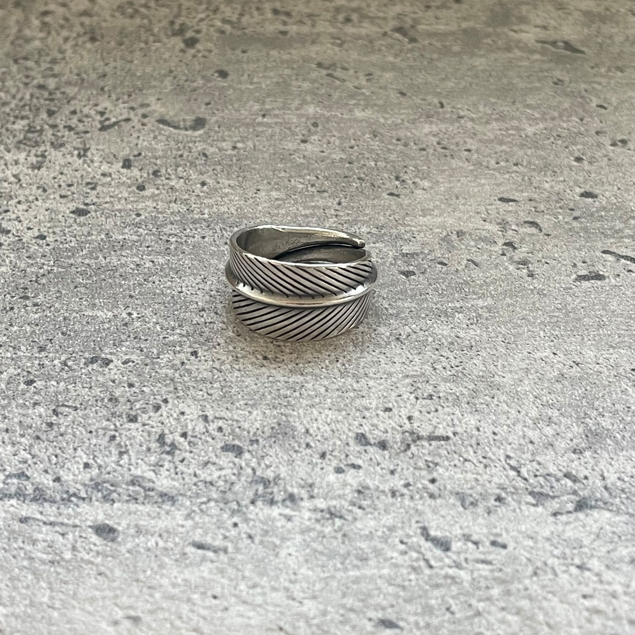 Karen silver , ring