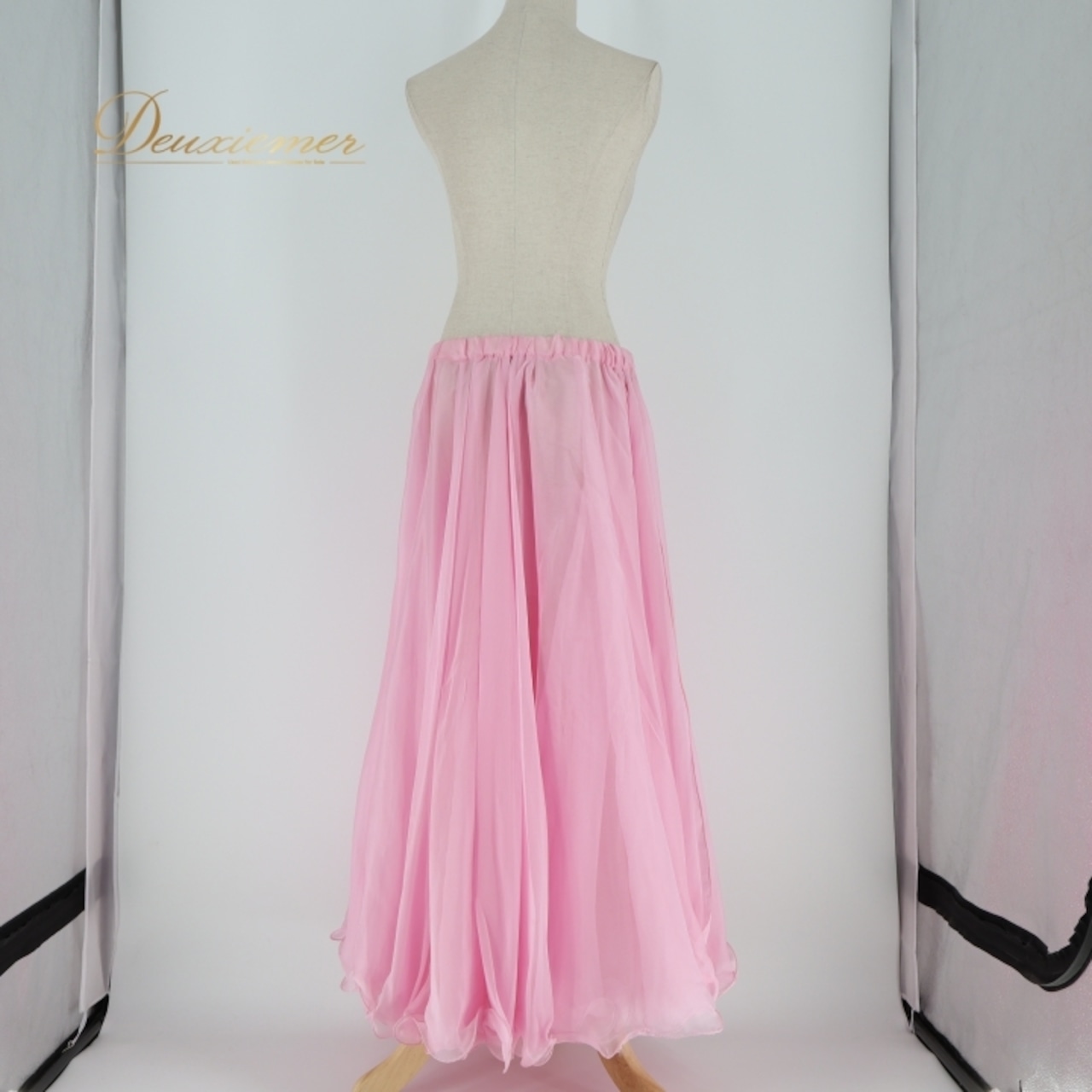 ベリーダンス オリエンタル 衣装 スカート ピンク系 練習 レッスン 明るい ふんわり 無地 シンプル かわいい 透け感 ダンス衣装 スリット イベント ステージ 華やか