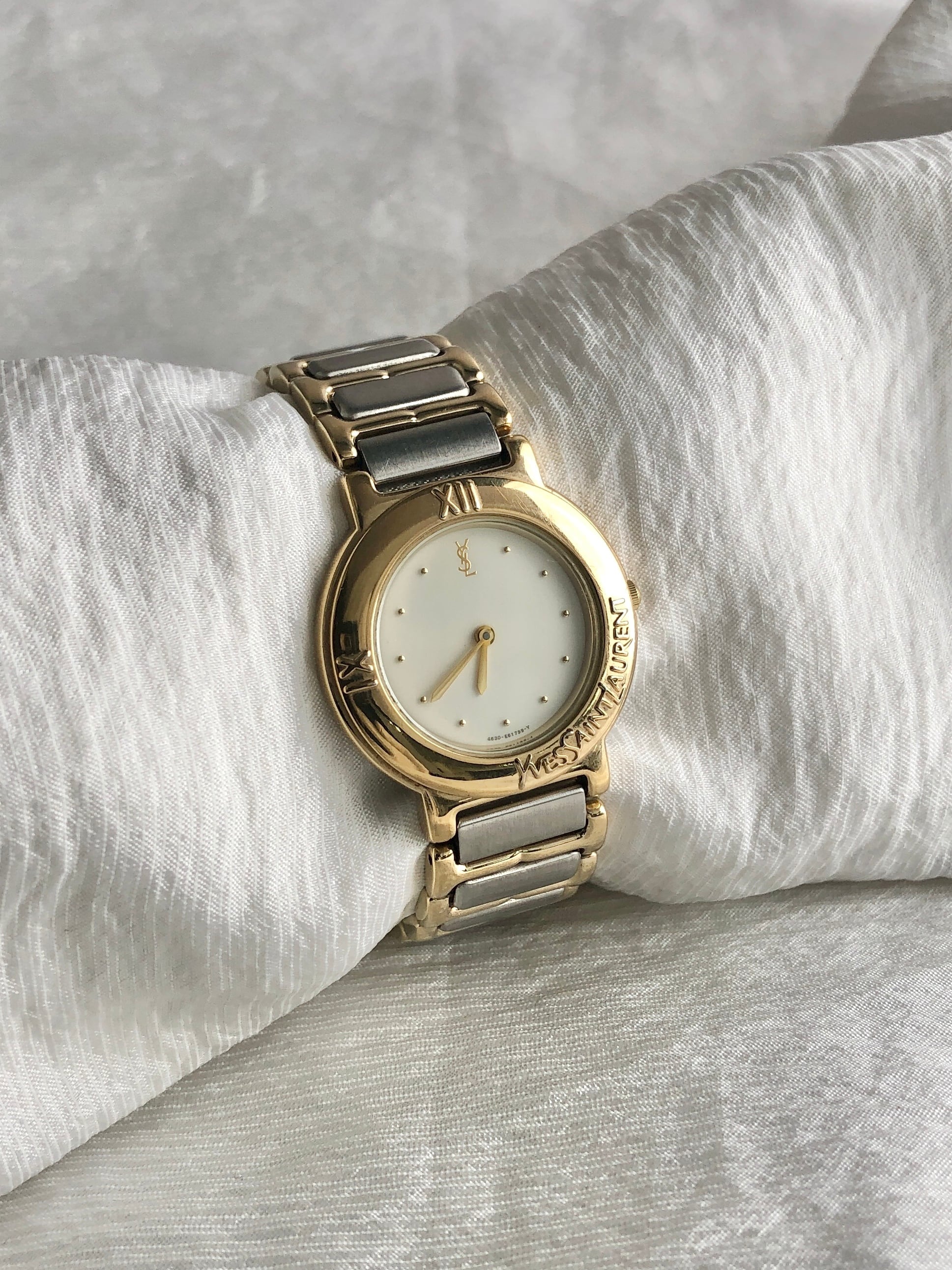 Yves Saint Laurent | VintageShop solo