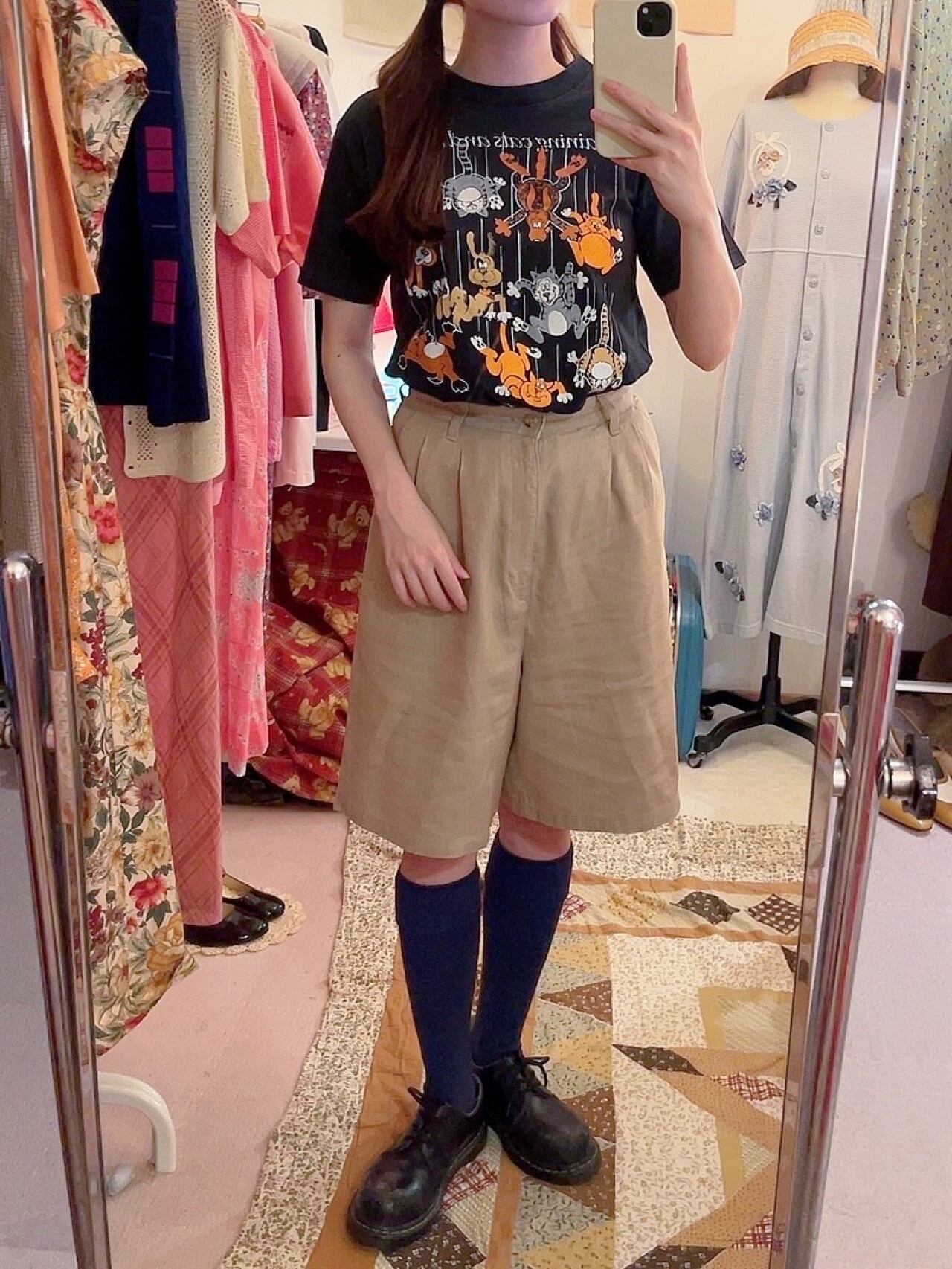 linen beige tuck half pants