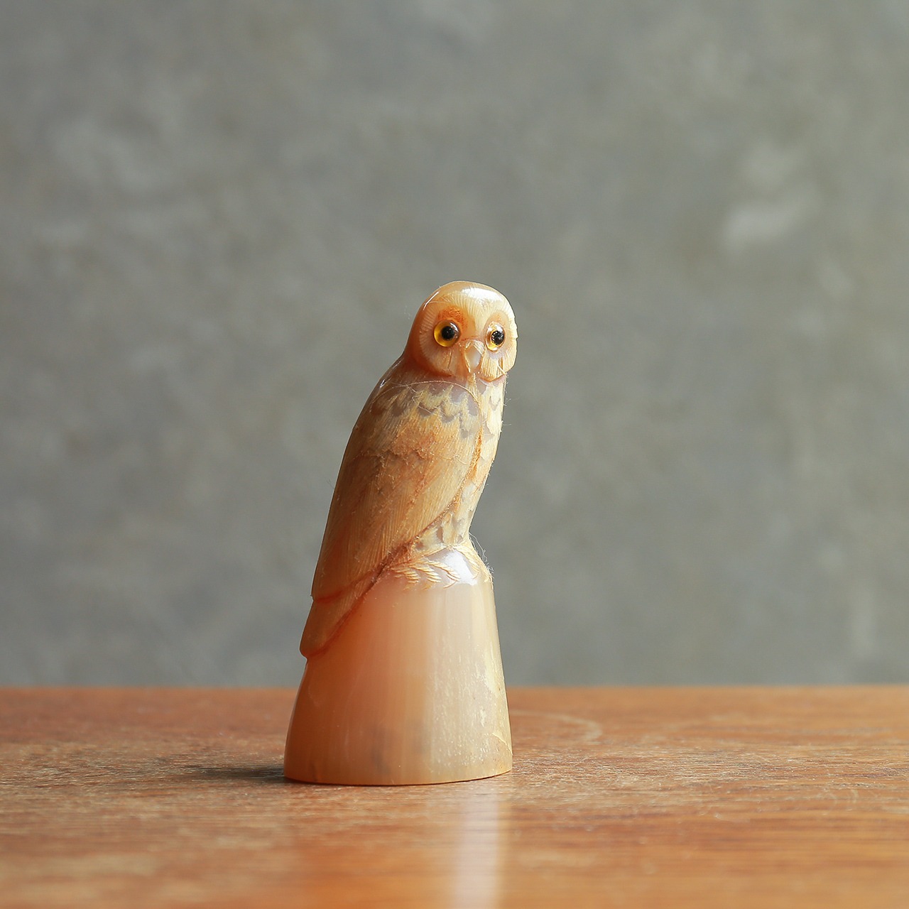 水牛の角で作られたフクロウ 9