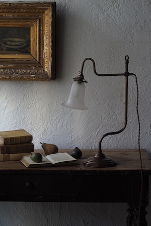 ひと連なりのアーム、スタンドランプ-antique copper stand lamp