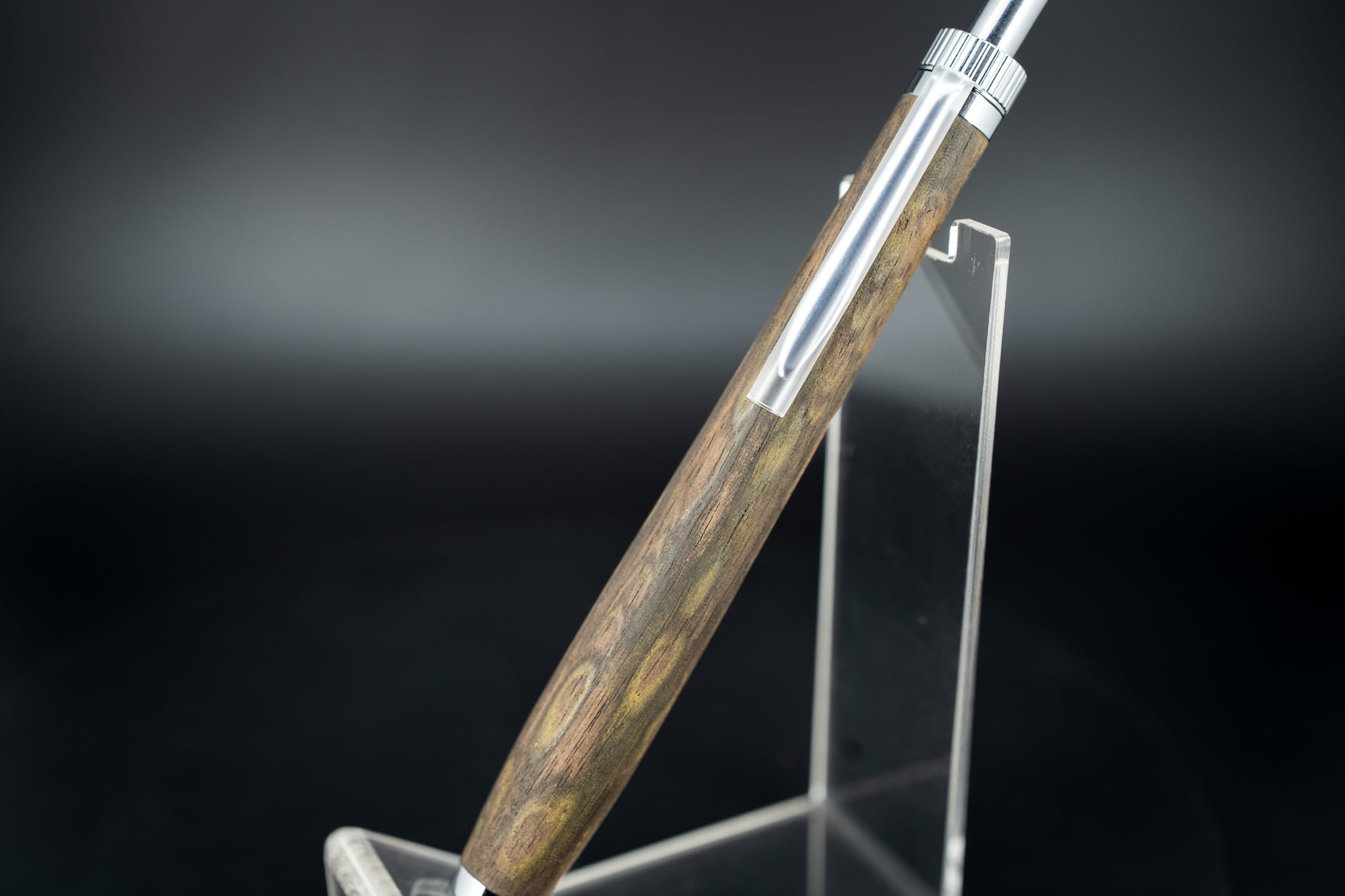 魅惑の黒い紋様】 黒柿 孔雀杢 特上 ② silver MP | 木軸ペン工房 金杢犀
