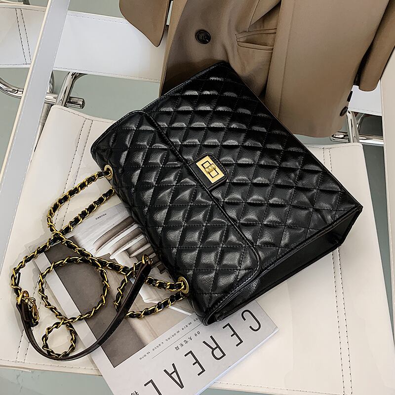 リンジチェーンバッグレディースバッグ2020人気の新しい流行のファッション大容量ショルダーバッグネットレッドテクスチャメッセンジャーバッグ Tiancai_Wing_Bag53699095254