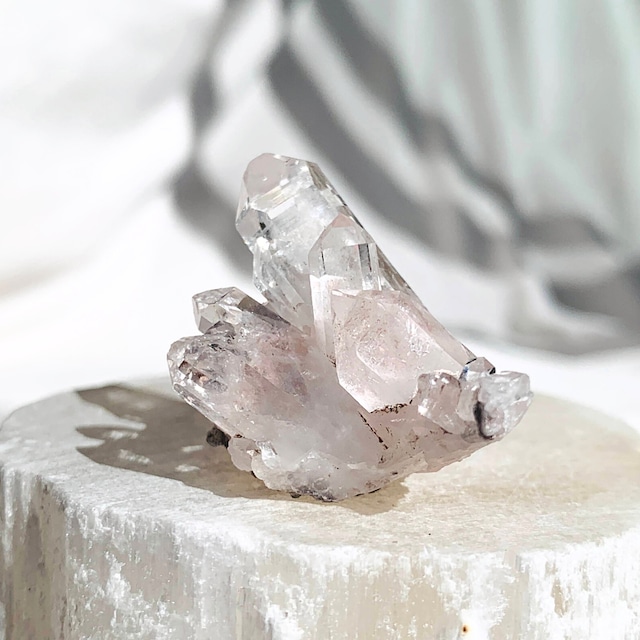 コロンビア産 ピンク レムリアン クォーツ クラスター レムリア水晶