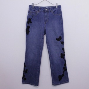 【Caka act2】Botanical Embroidery Design Vintage Flare Denim Pants