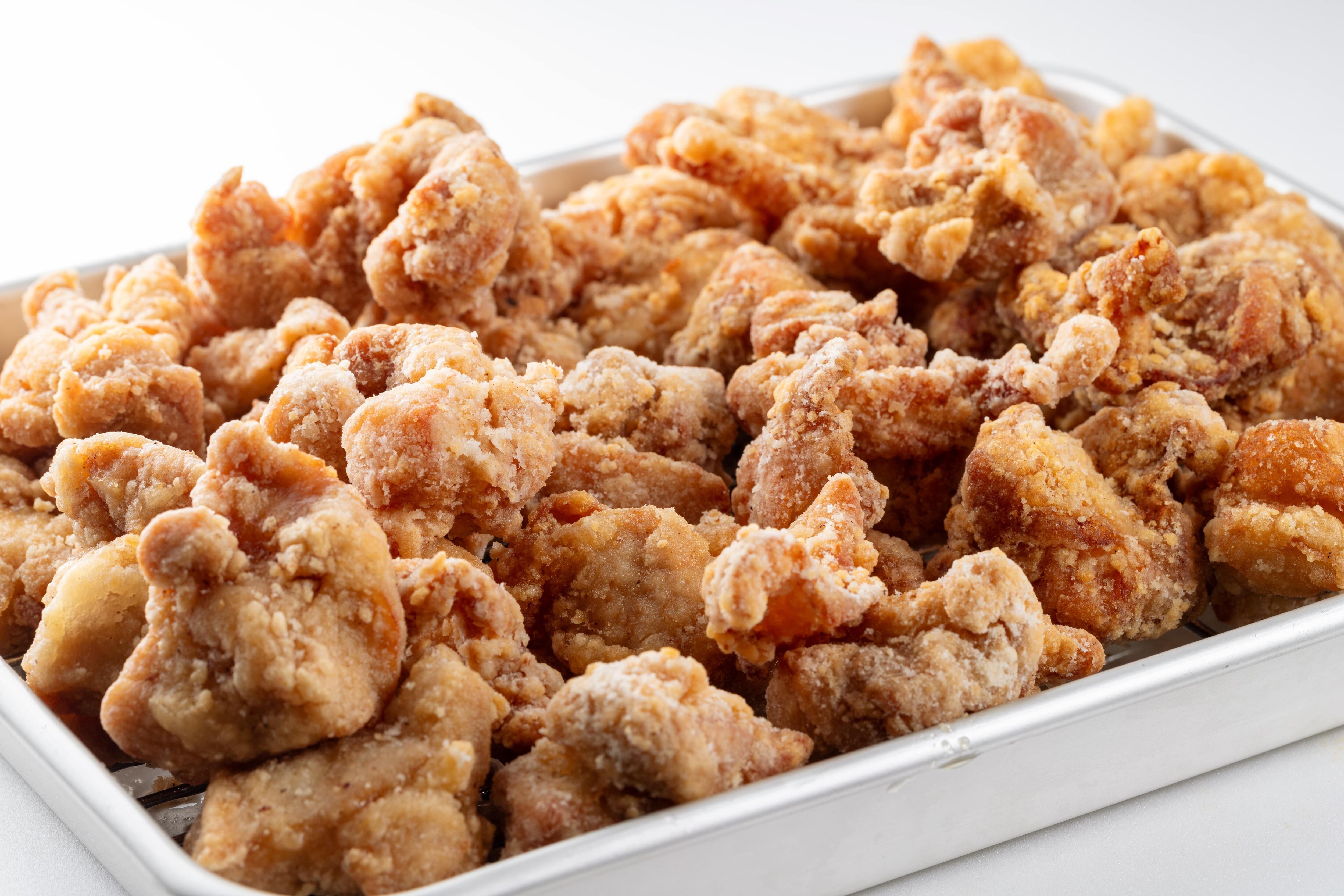 芽子にんにく入りの鶏もも唐揚げ【特製の揚げ粉付き】／1.5