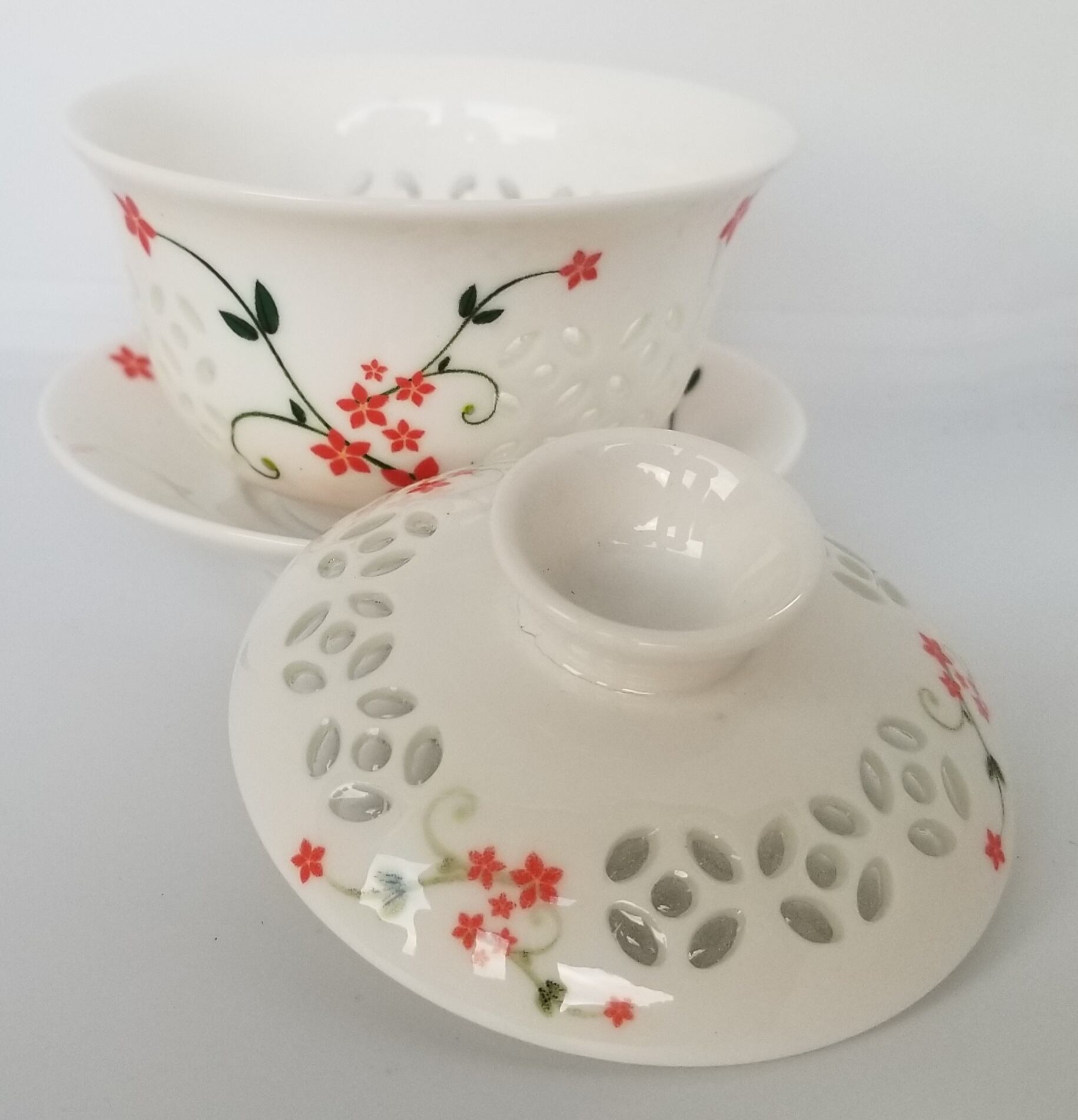 玲珑瓷蛍手蓋碗 | 逍遥茶館