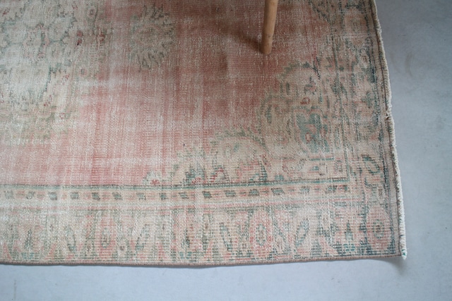 Turkish rug  No342　228×140cm