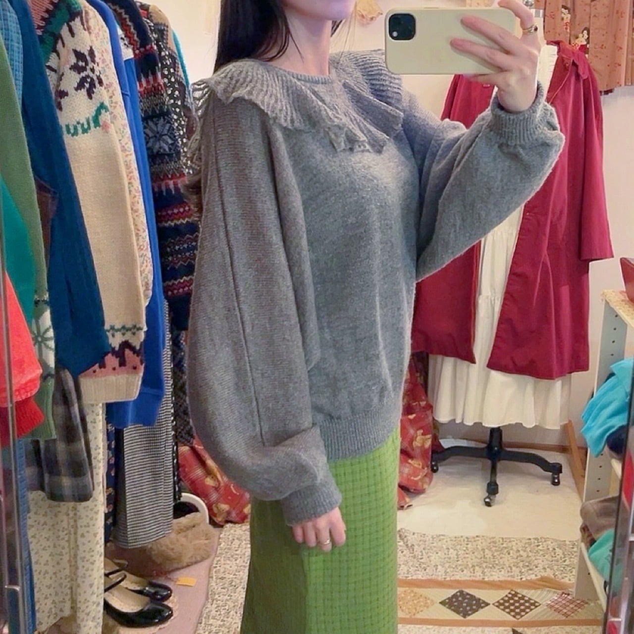 big frill collar gray knit sweater