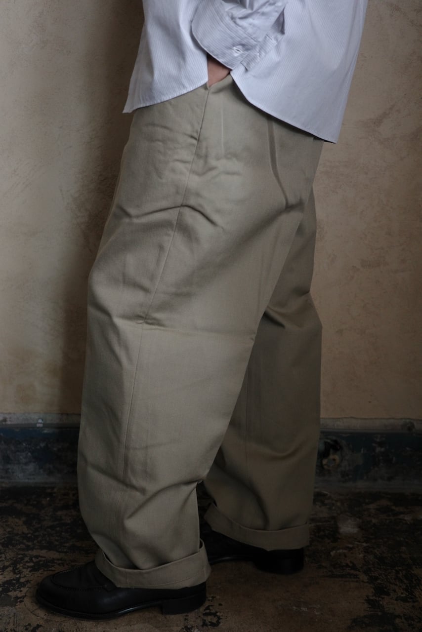 ENDS and MEANS / Wool Easy Trad Trousers | iremono