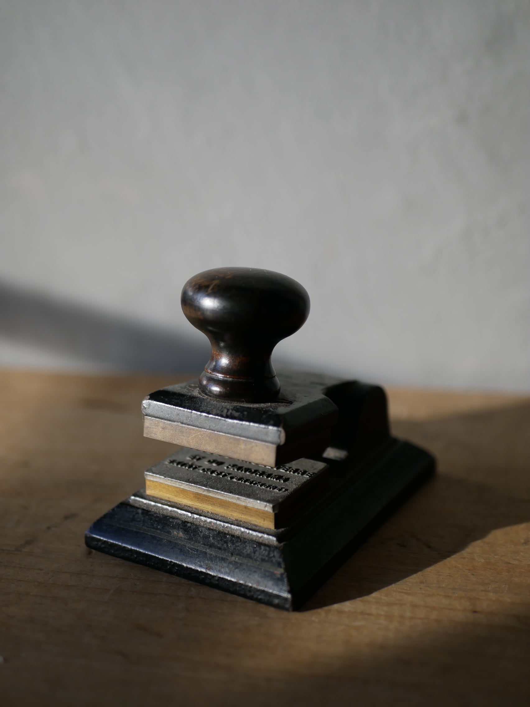 ブルターニュ地方のHOTEL のスタンプ エンボッサー フランスアンティーク アンティークのある生活 ブロカント