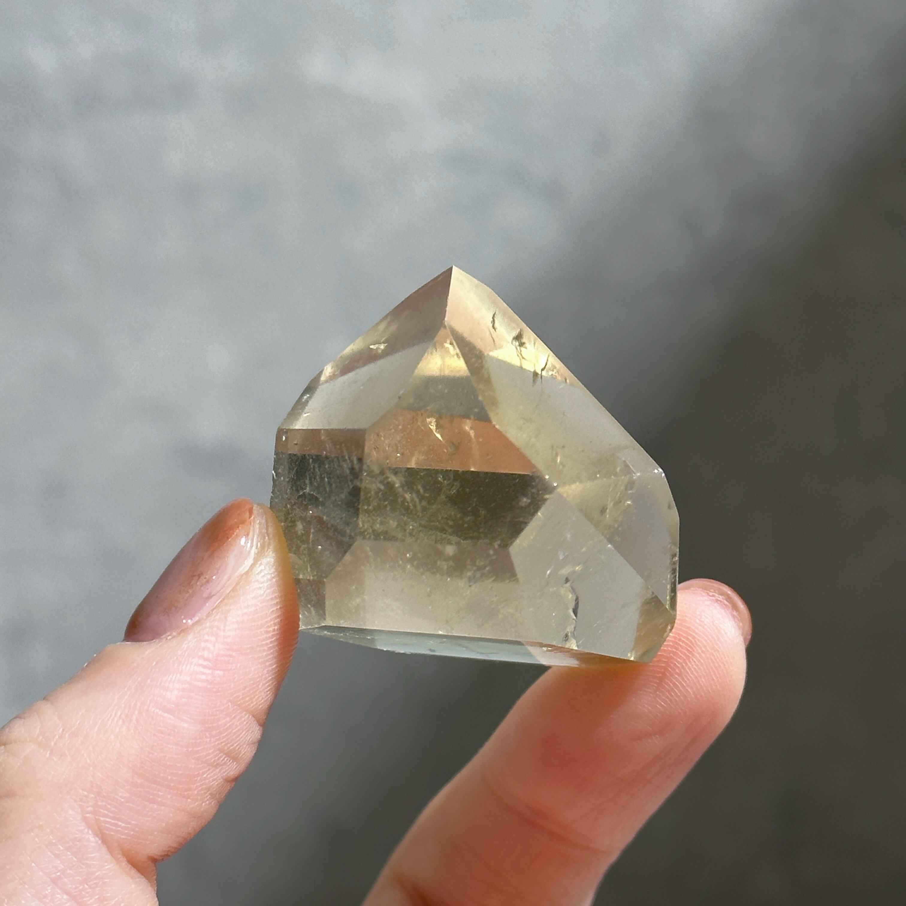シトリン（黄水晶） タワー21◇ Citrine ◇ 天然石・鉱物