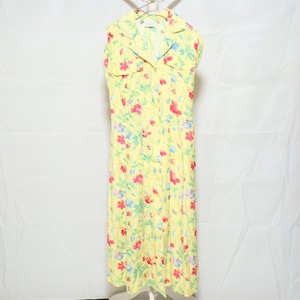 Flower Pattern One Piece Cream