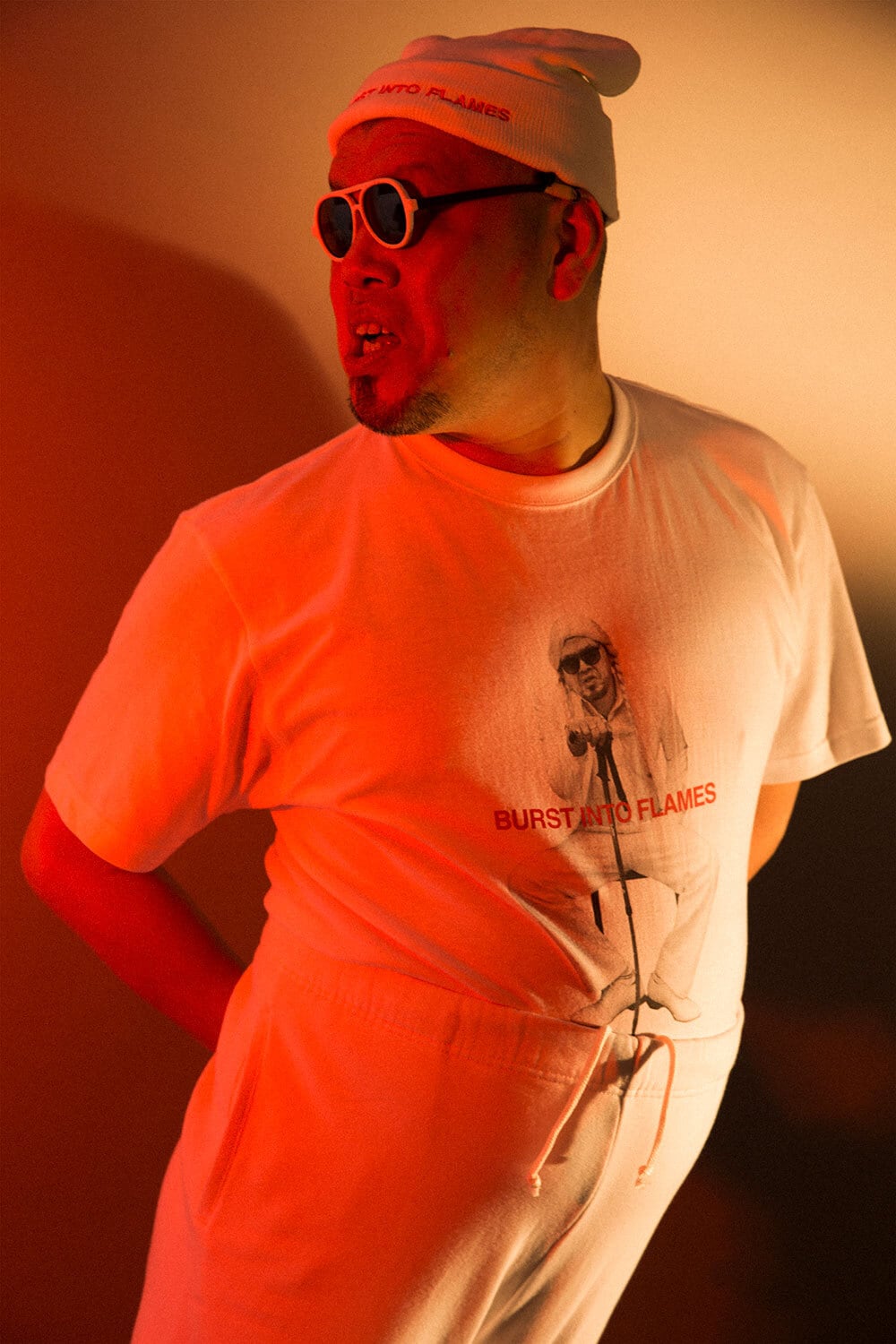 野性爆弾くっきーTシャツ | エレベイト・リビング