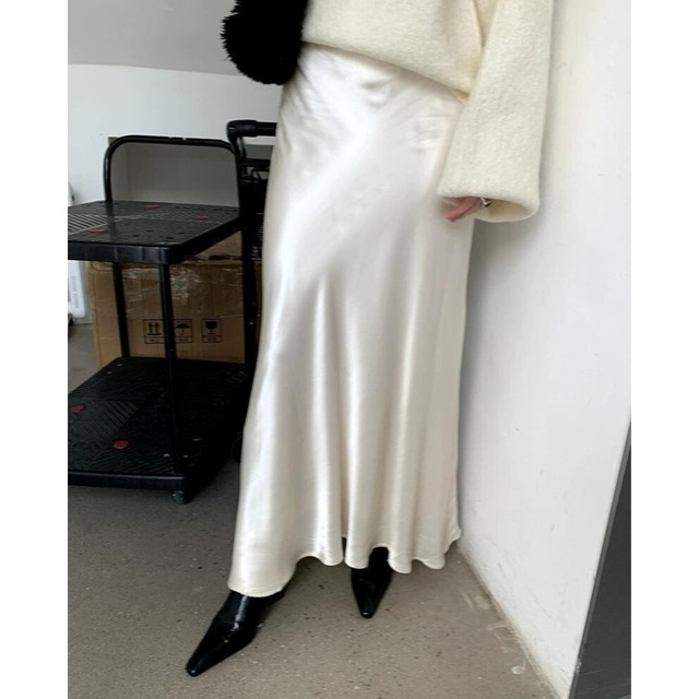 High Waist Waist Slim A-Line Skirt <2colors>