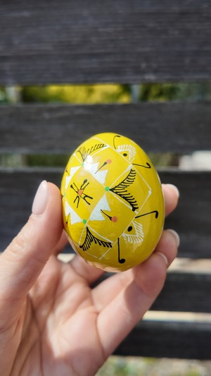 装飾用木製プィサンカ（イースターエッグ）with stand　コロミヤモデル