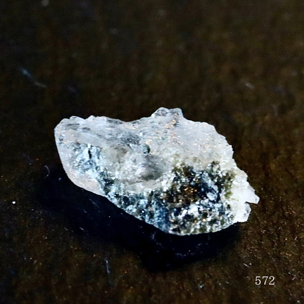 ロシア産 フェナカイト 原石 0.82ct No.572 | Kay✴︎光波動®︎石 ロシア産 フェナカイト 原石 0.82ct No.572 | Kay✴︎光波動®︎石