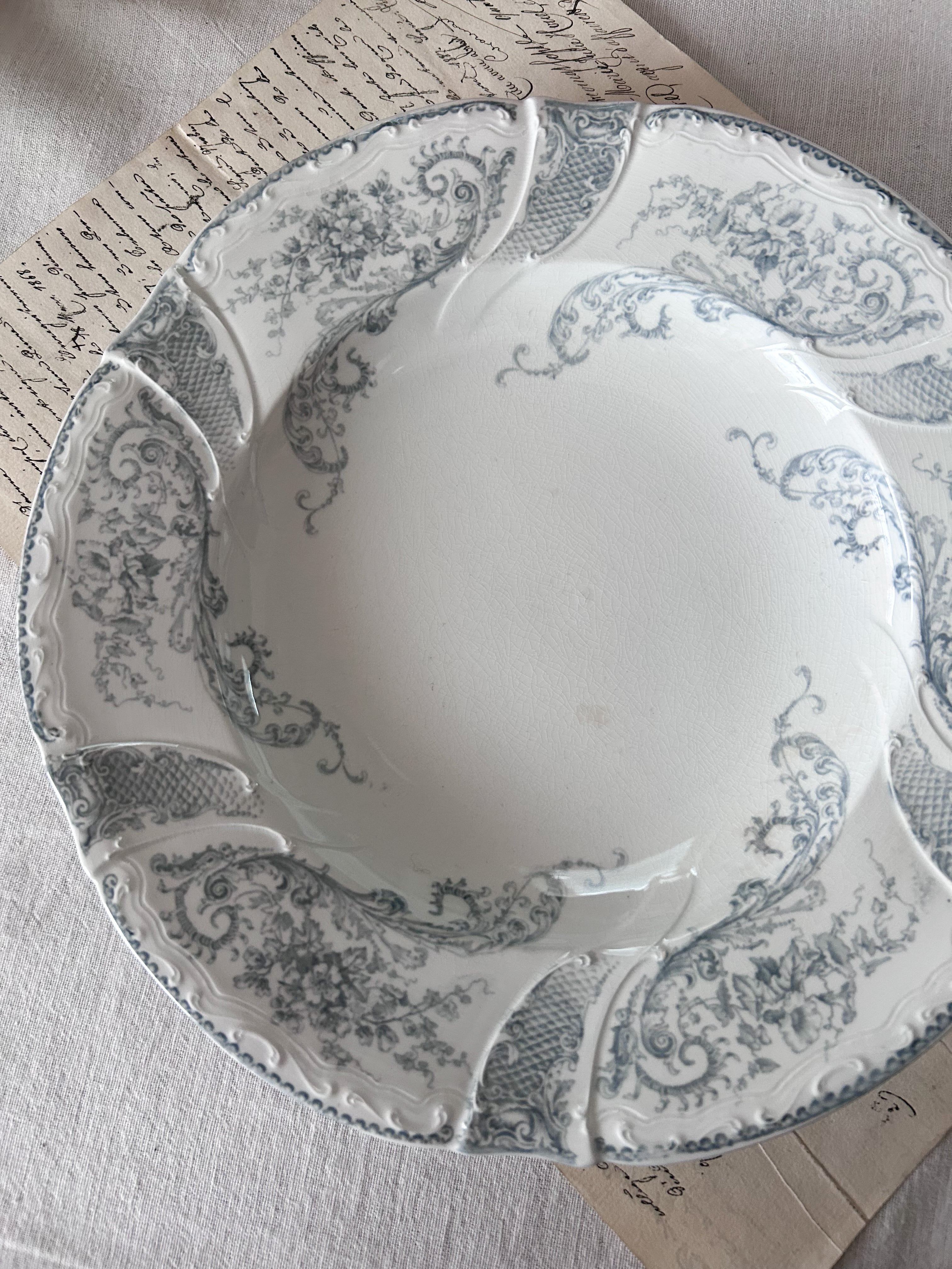 フランスアンティーク】 Badonviller （バドンヴィレ） バスク柄 深皿